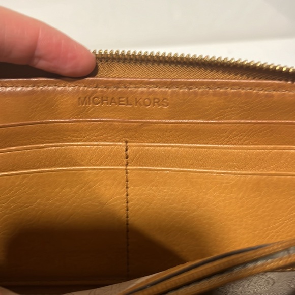 Michael Kors JetSet Continental Logo Canvas and Leather Trim Wallet in Mocha - Picture 12 of 13
